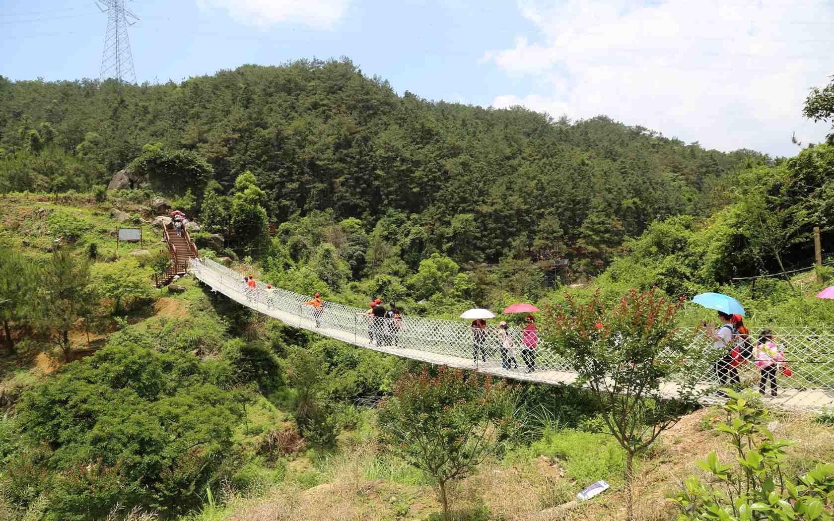 石龙谷森林游乐园