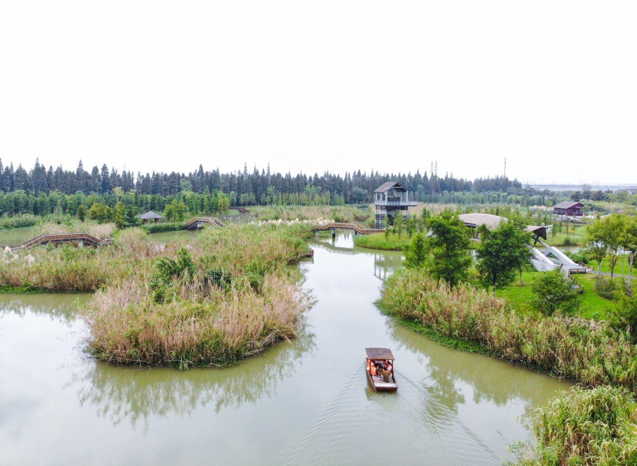 固城湖水慢城