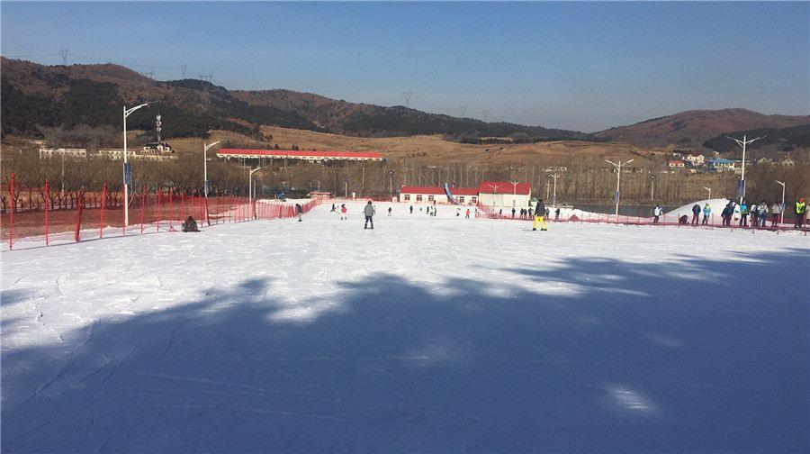 白清寨滑雪场