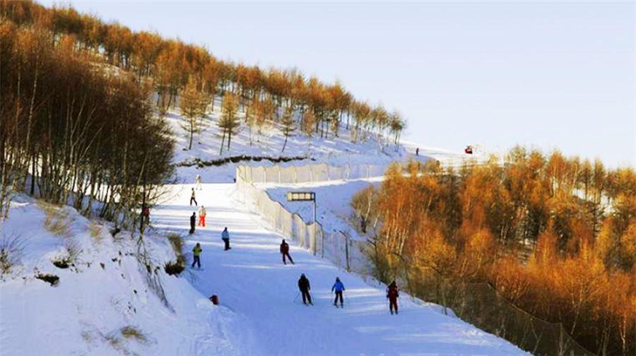 松花江敖其湾滑雪场
