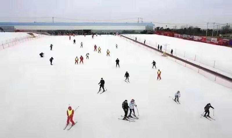 塔山湖同乐园·滑雪场