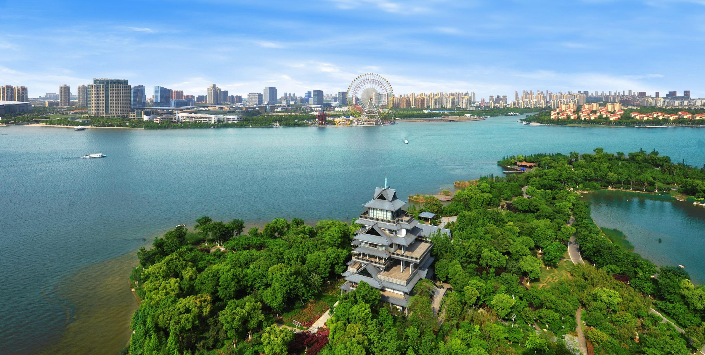 金鸡湖水上游
