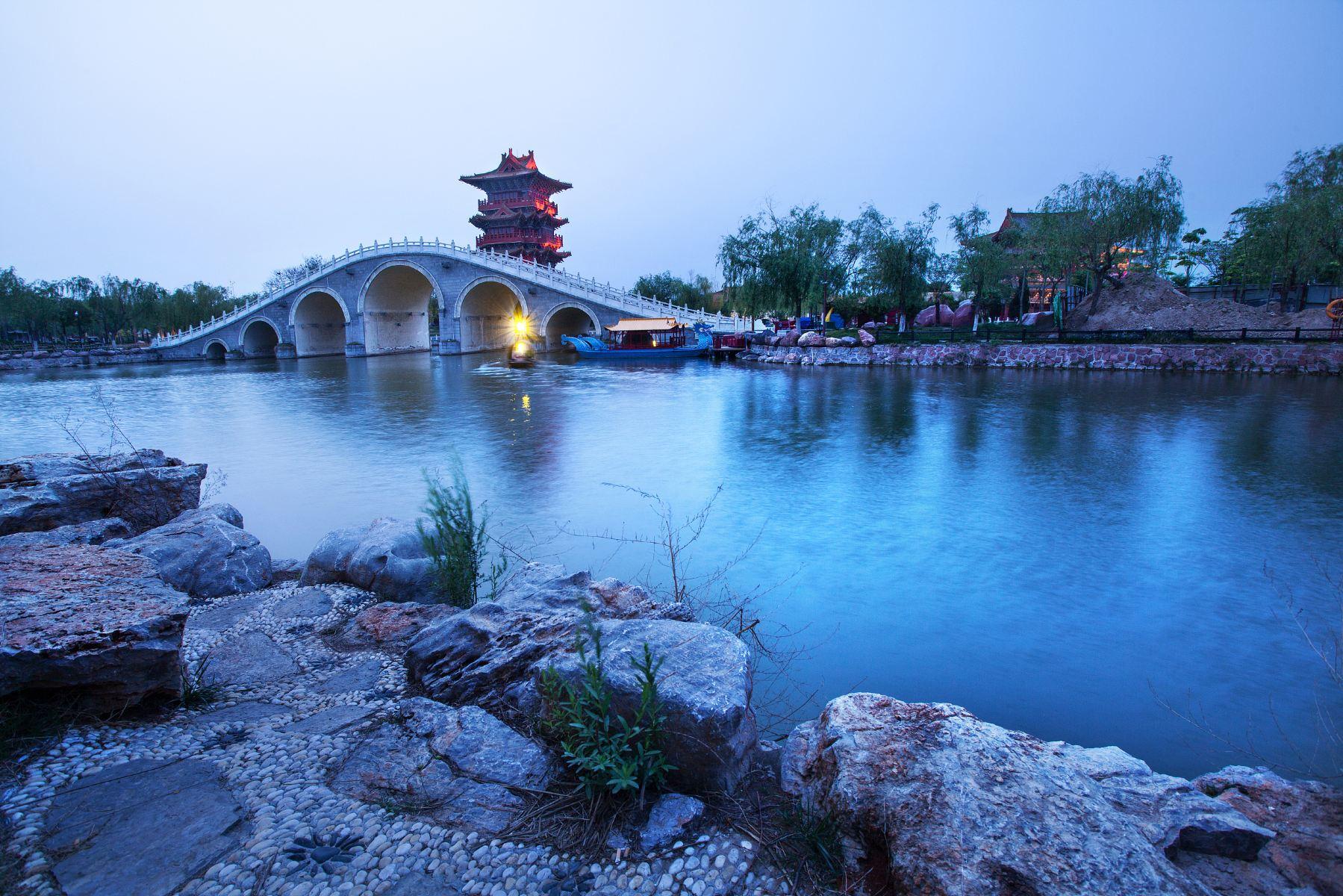 清明上河园