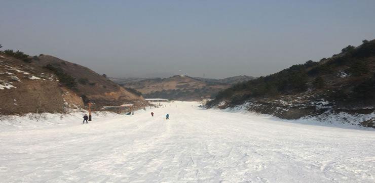 元宝山滑雪场