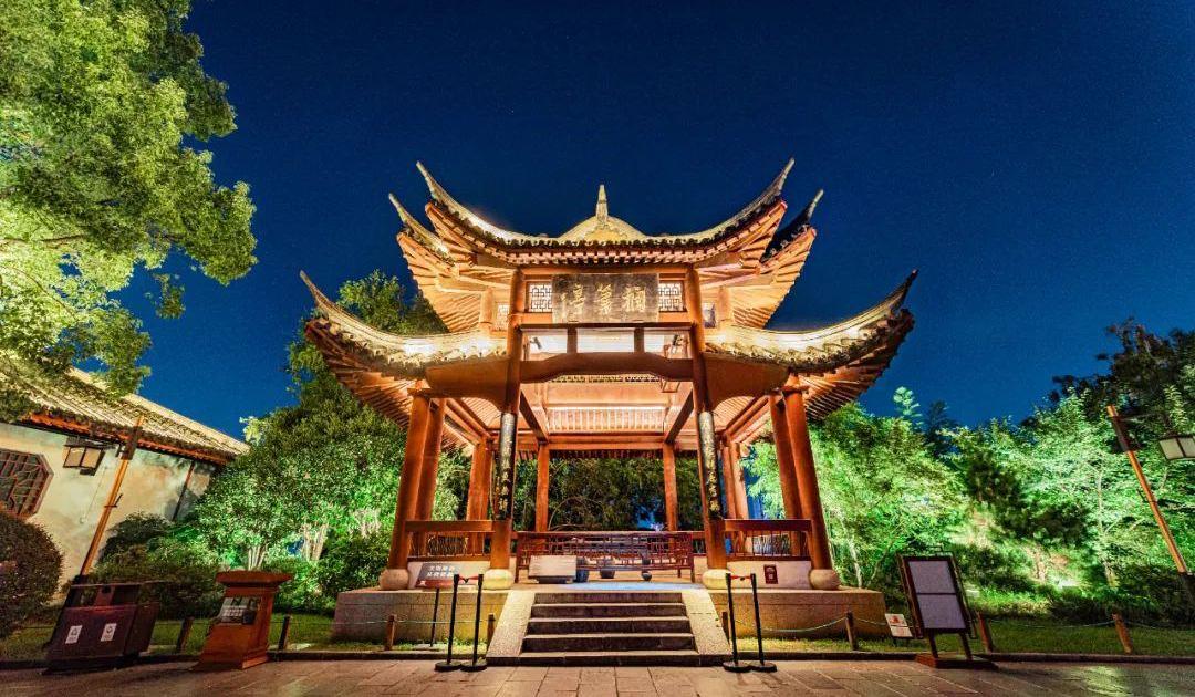夜上黄鹤楼