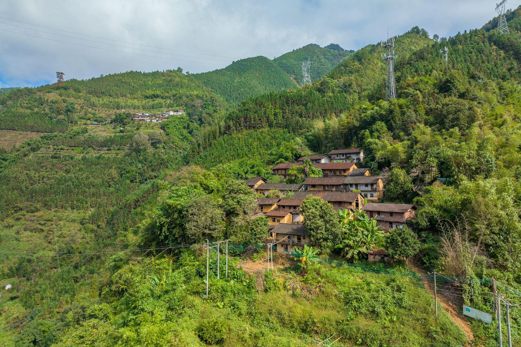必背瑶寨