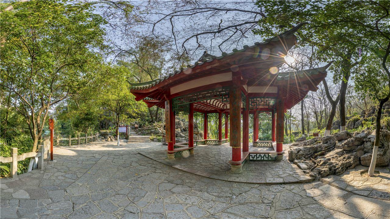 叠彩山