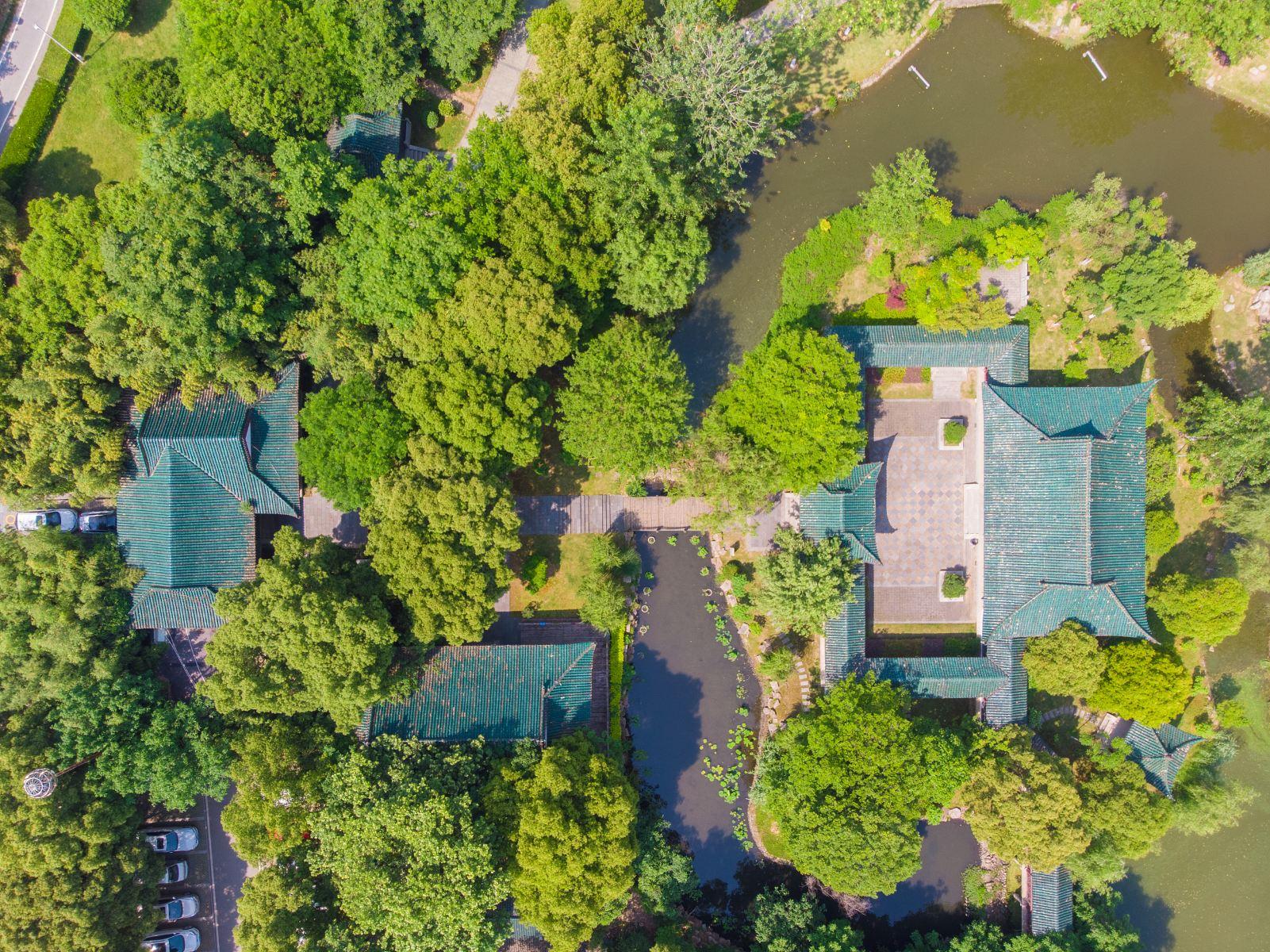 月湖风景区-古琴台
