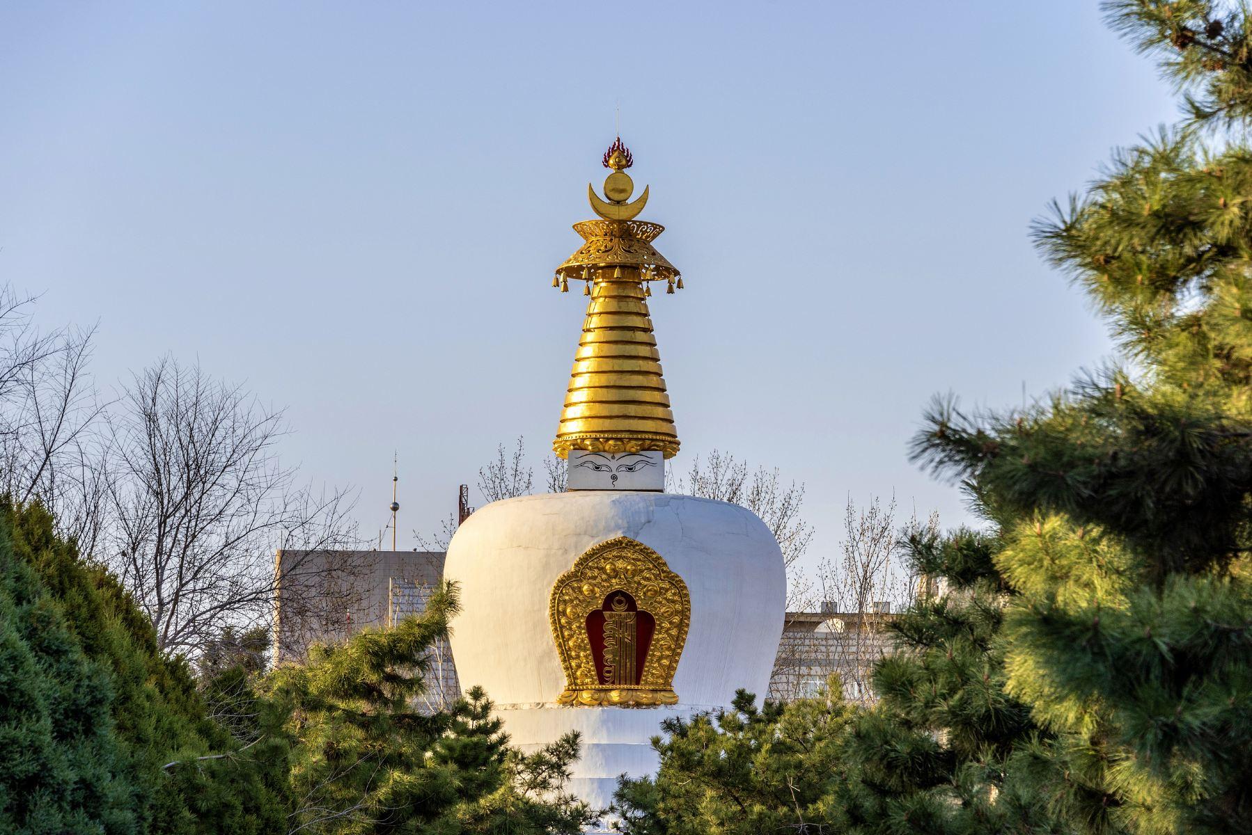 宝尔汗佛塔
